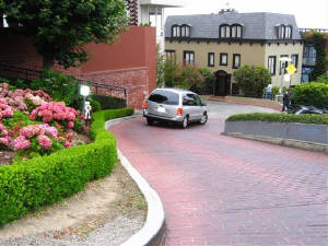 worlds crookedest street.JPG